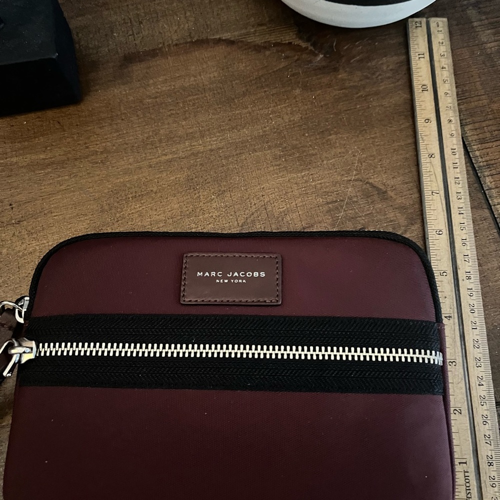 Marc Jacobs Zippered Pouch - Picture 6 of 12